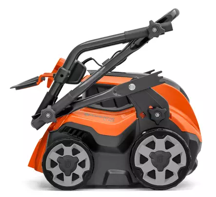 Husqvarna S 138i Nurmikon pintailmaaja | Mukana akku ja laturi - Työnnettävät ruohonleikkurit - 9679222-03 - 2