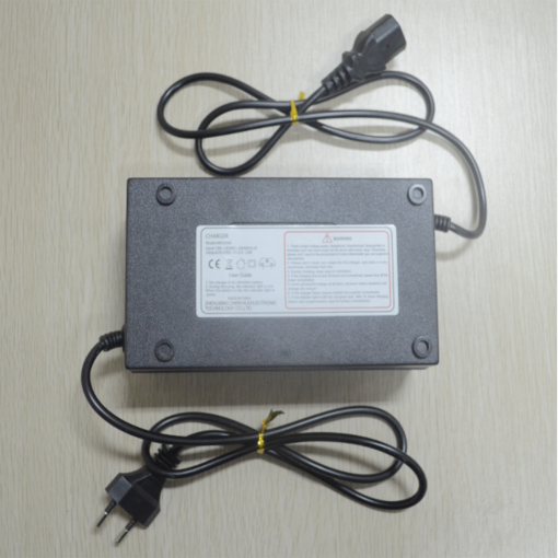 E-Scooter 2.0: Laturi - E-Scooter varaosat  - VT121394 - 1