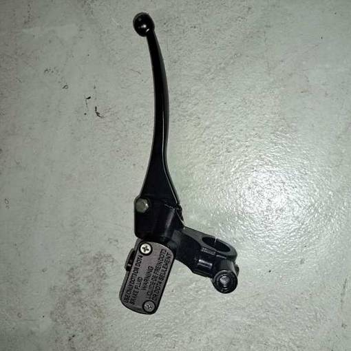 Kruiser: Etujarrun kahvasylinteri+kahva - Kruiser 2.0 varaosat - VT147546 - 1