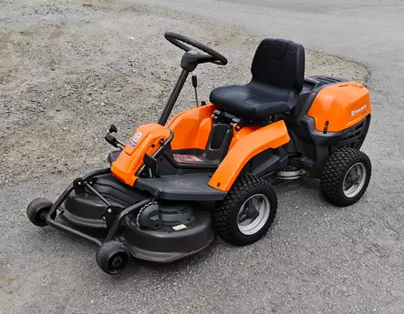 Käytetty Husqvarna R112C | Etuleikkuri vm 2014 - Käytetyt ajoleikkurit - R112C - 2
